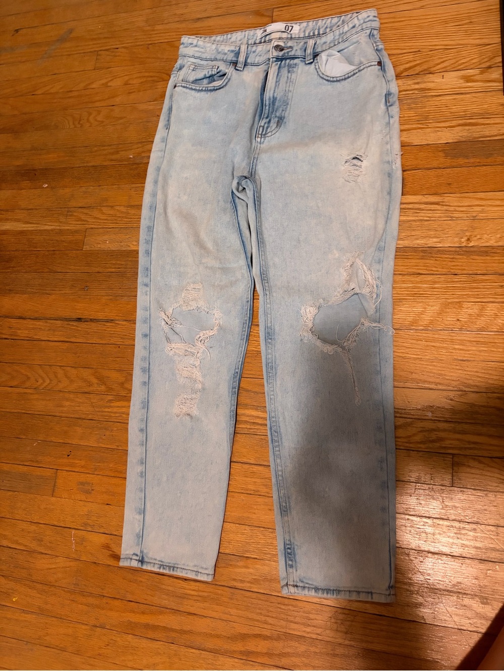 refuge Light Wash Mom Jeans with Hot Pink Accent